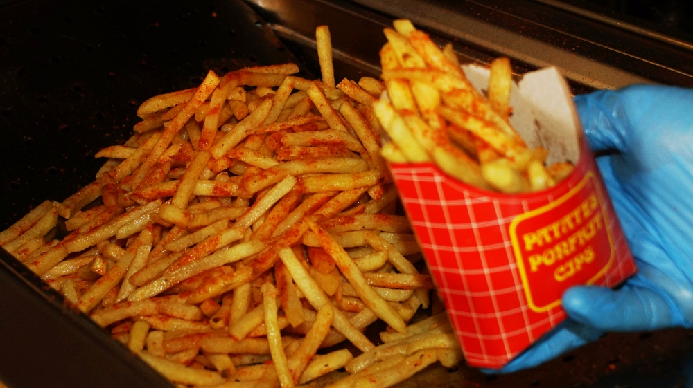 Lezzet durağı SR Döner Hizmetinizde 12