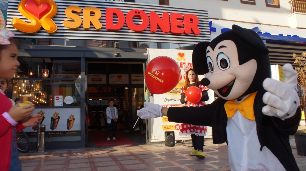 Lezzet durağı SR Döner Hizmetinizde 16