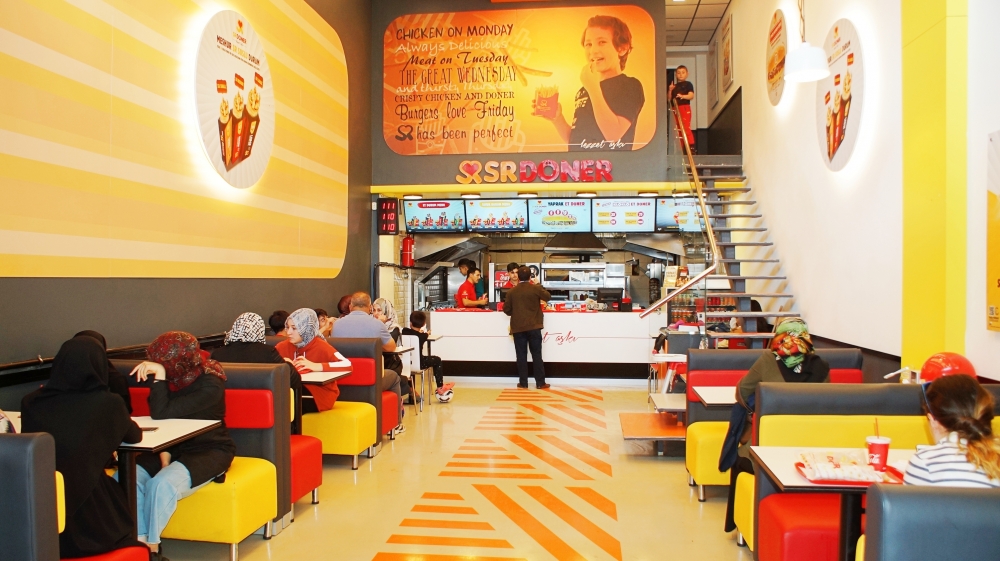 Lezzet durağı SR Döner Hizmetinizde 19
