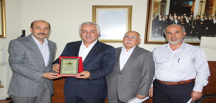 Turşucu esnafından Belediye Başkanı Özden’e festival teşekkürü