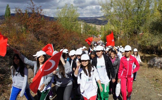 Karagöl'de Obezite ile Mücadele Yürüyüşü Yapıldı