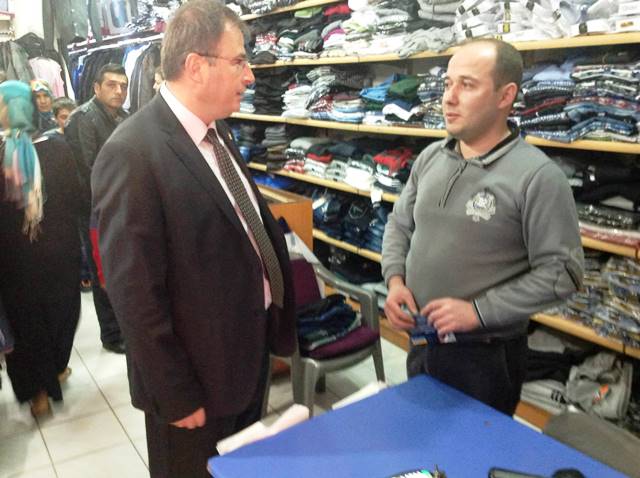 ŞÜKRÜ ÖZEK'TEN ESNAF ZİYARETİ