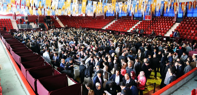 AK Parti'de temayül yoklamaları başladı