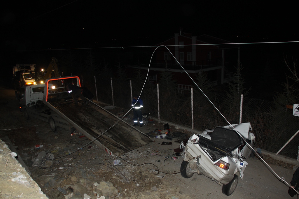 Çubuk'ta trafik kazası: 1 ölü, 4 yaralı