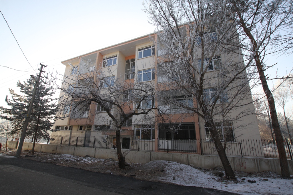 Eski lojmanlar eğitim yuvasına dönüştürülüyor