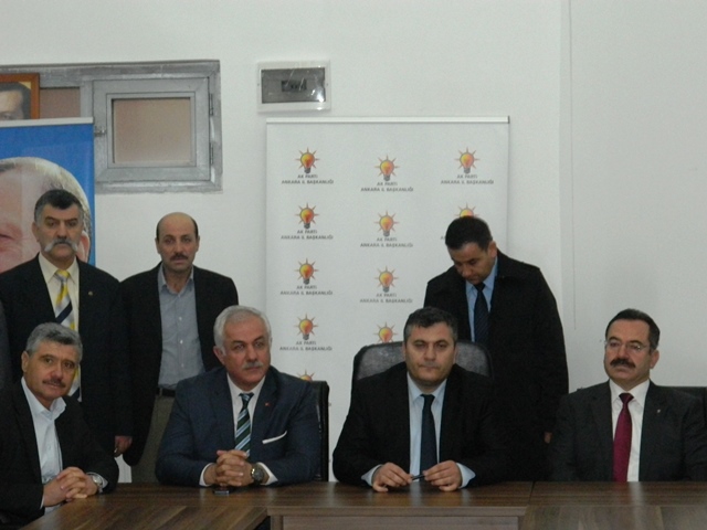 AK PARTİ’DE HALEF VE SELEFLER BULUŞTU