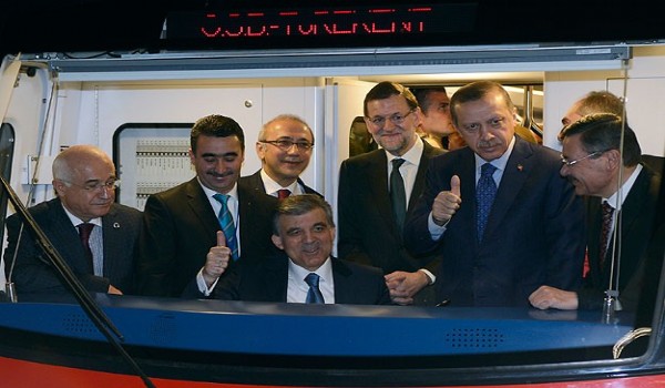 Sincan metrosu hizmete açıldı