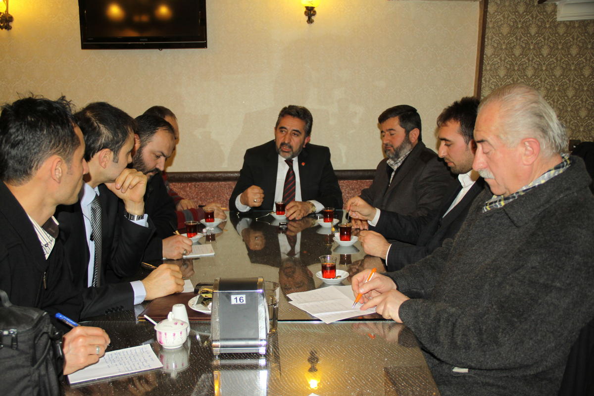 İLÇENİN EN ÖNEMLİ SORUNLARINDAN BİRİSİ AHLAK SORUNUDUR