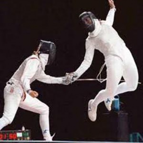 Çubuk'ta Eskrim Turnuvası Başladı