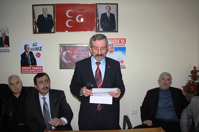 MHP ilçe teşkilatında toplu istifa