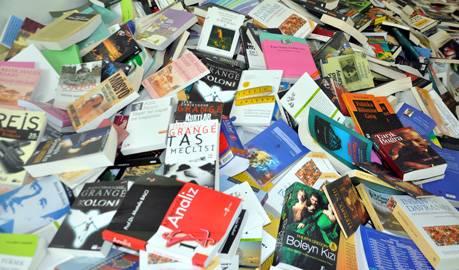 Çubuk’ta korsan kitap operasyonu
