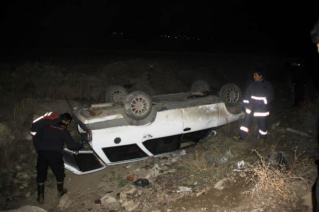 Çubuk'ta kaza yapan alkollü sürücü yaralandı