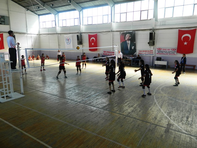 VOLEYBOL TURNUVASI’ NDA  ÜÇÜNCÜ GÜN