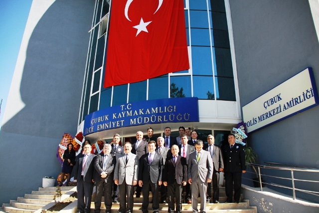 En Az Dört Karakola İhtiyaç Var