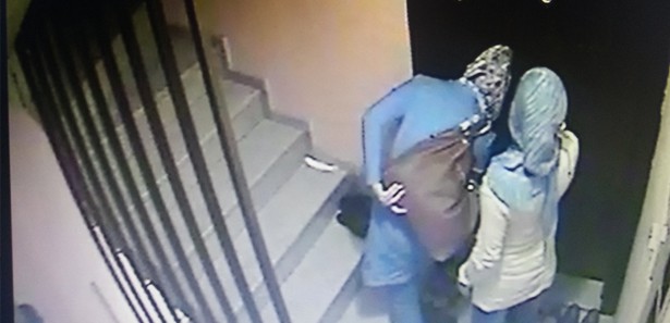 Kadın hırsızlar suçüstü yakaladı