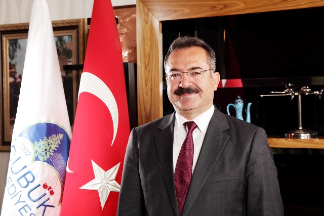 Çubuk Belediye Başkanı Acehan, 1 Mayıs İşçi Bayramını kutladı‏