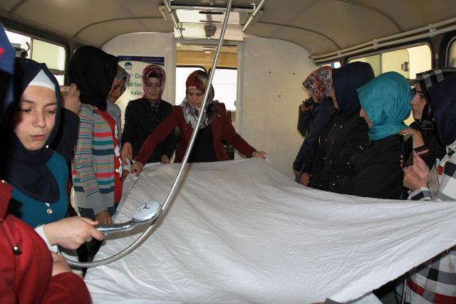 İHL öğrencilerine uygulamalı gassallık eğitimi