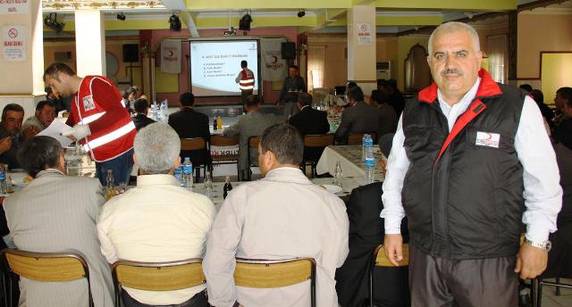 Kızılay’dan "Afet zararları" konulu seminer