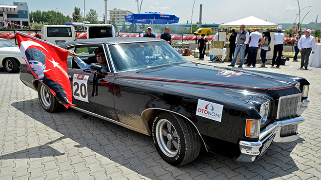 Otonomi 1. AKOK Rallisi başladı