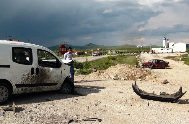 Çubuk'ta trafik kazası: 3 yaralı