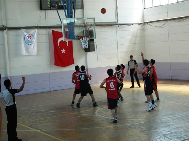 KAYMAKAMLIK “GENÇ ERKEKLER BASKETBOL TURNUVASI” BAŞLADI