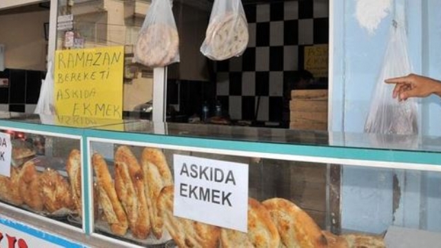 Çubuk'ta Fırıncının "Askıda Ekmek" Uygulaması