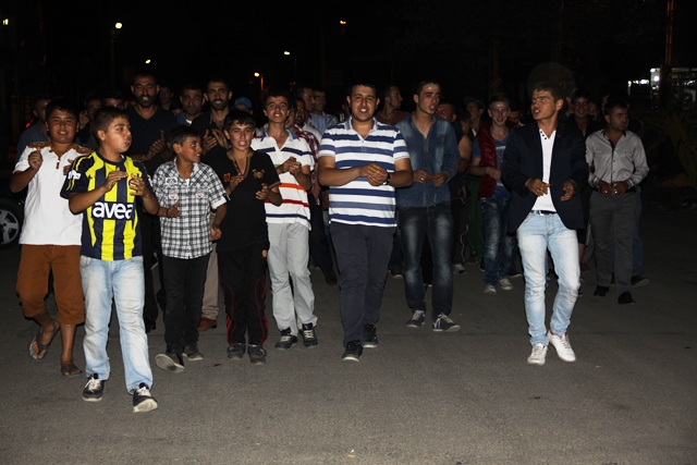 Modifiyeli Araç Meraklılarından Protesto