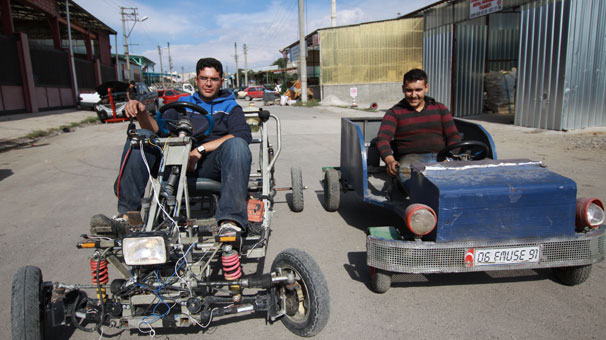 Drift yapmak için özel araç yaptılar