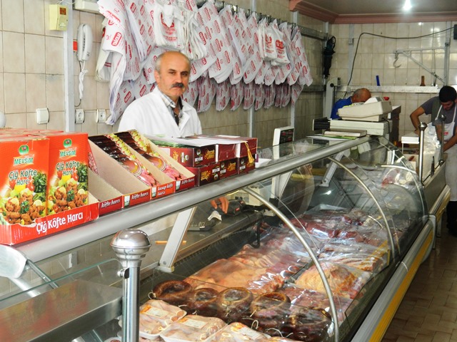 YAĞCILAR AİLE KASABI