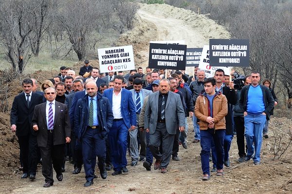 EYMİR GÖLÜ’NDEKİ AĞAÇ KATLİAMINA PROTESTO…
