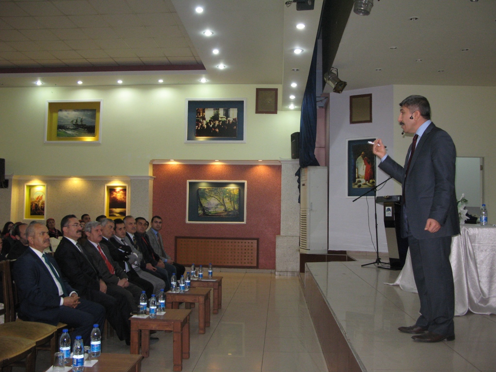 Ailede İletişim Konferansı verildi