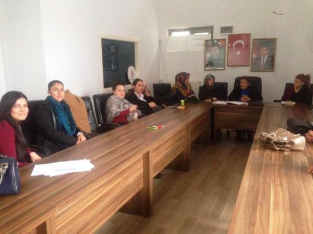 Ak Parti Kadın Kolları Seçime Gidiyor