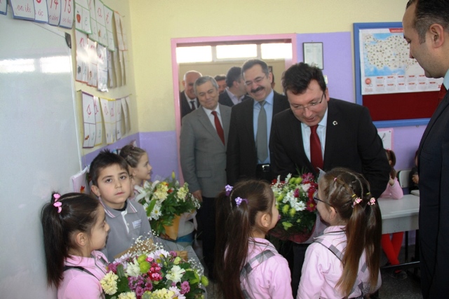 Çubuk’ta Önce Karne, Sonra Hediye