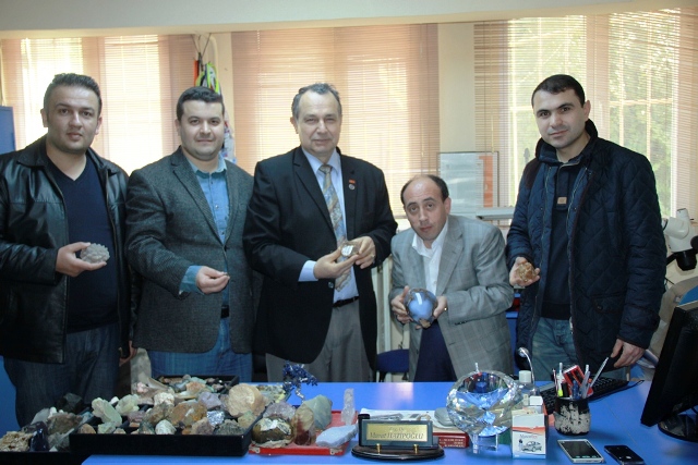 Proje Ekibi Gemoloji ve Mücevher Atölyesini İnceledi