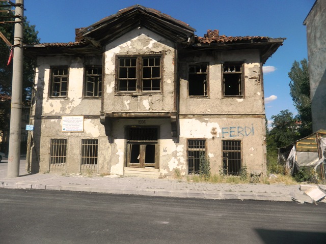 TARİHİ KONAKLARA NE ZAMAN SAHİP ÇIKACAKSINIZ?