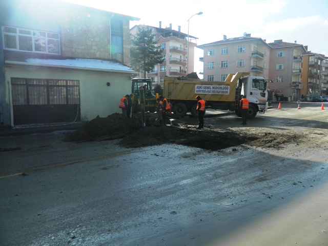 ASFALT PARALARI KALDIRILMADI SADECE ERTELENDİ