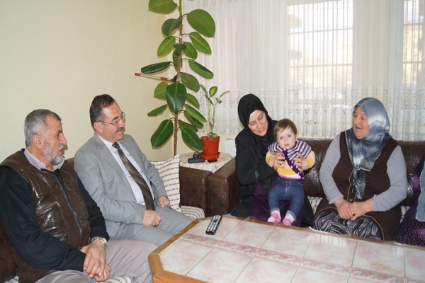 Başkan Acehan, Şehit Ailelerini Unutmadı