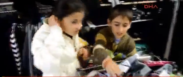 1 TL'lik İndirimli Ürün İzdihamı