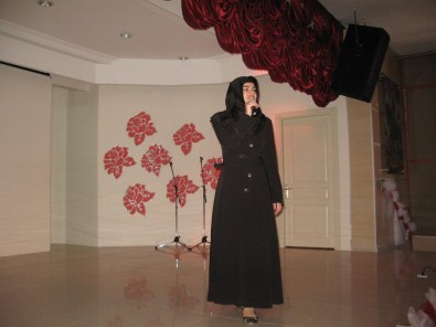 Çubuk'ta 'Gül'ün Gülleri'Adlı Program Düzenlendi