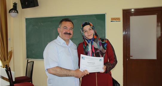 Çubuk'ta girişimcilik kursu sertifika töreni