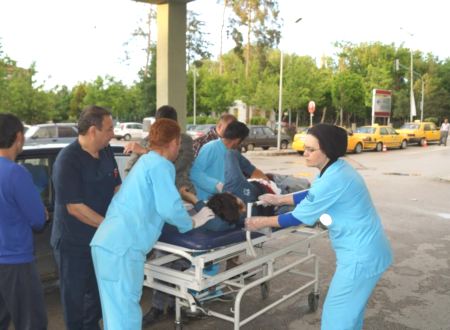 Tüfekle Oynarken Kendisini Vuran Genç Ağır Yaralandı