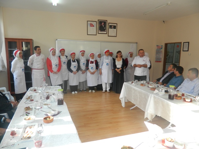 “AŞÇI YAMAĞI KURSU” SONA ERDİ