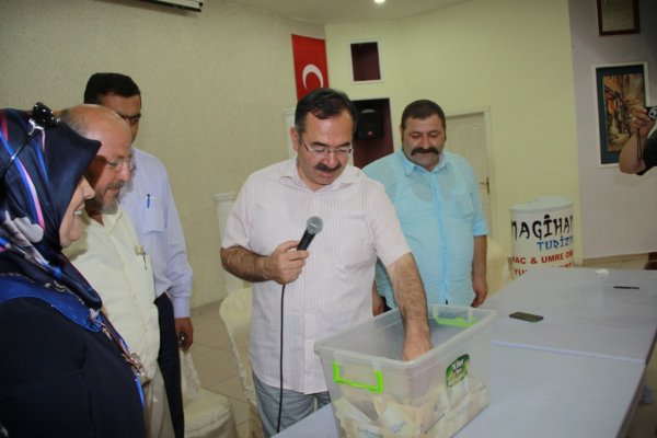 Ücretsiz Umre kura çekilişi yapıldı