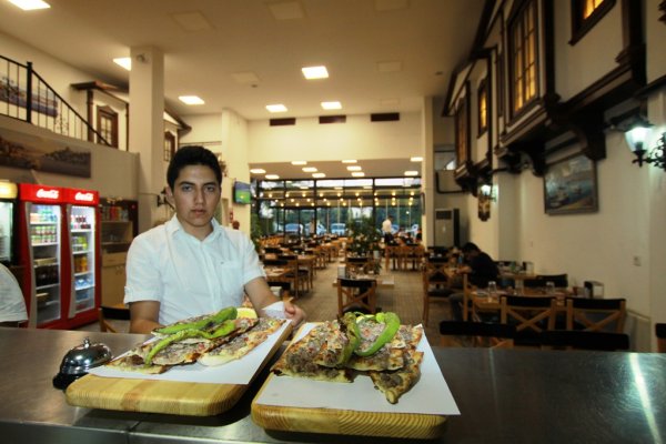 Yöresel lezzetleri Başkentlilerin Ayağına Getirdiler