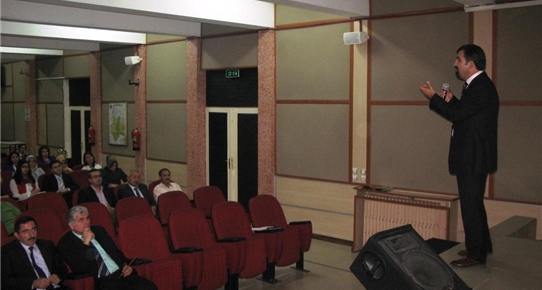 Çubuk'ta 'Atık Piller Çöp Değildir Geri Dönüşebilir' konferansı