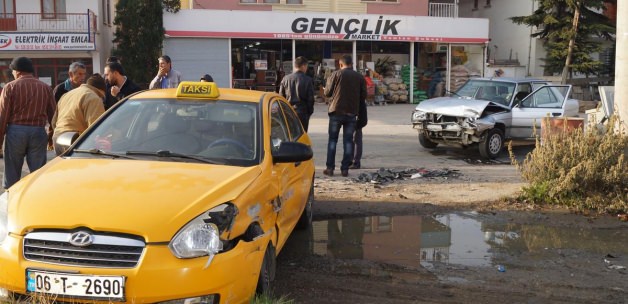Çubuk’ta trafik kazası: 1 yaralı