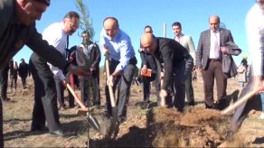 Çubuk Külliyesi'nde Fidan Dikimi