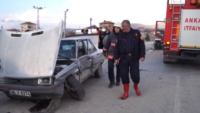 Çubuk'ta Trafik Kazası: 3 Yaralı