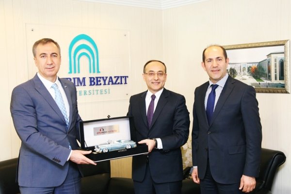 OTONOMİ Yönetim Kurulu Başkanı ve Yardımcısı Rektör Doğan'ı  Ziyaret Etti