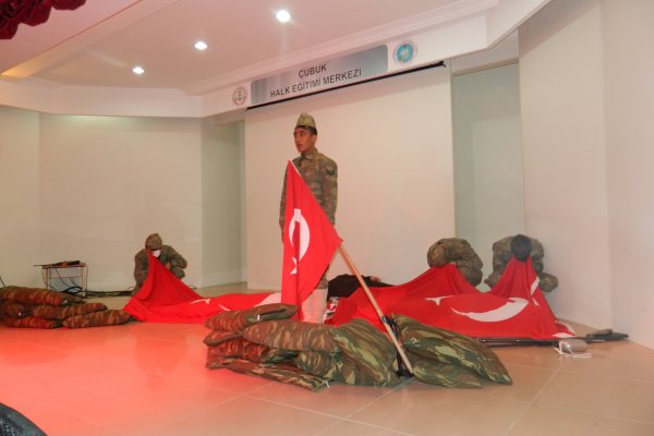 ŞEHİTLERİMİZİ ANDIK...